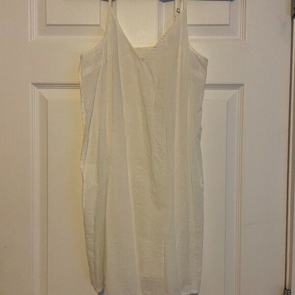 Velvet By Graham and Spencer - Picture 3 of 3